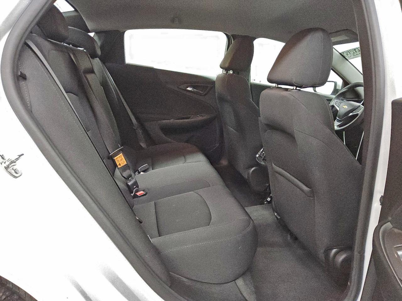 2024 CHEVROLET MALIBU LT photo 28