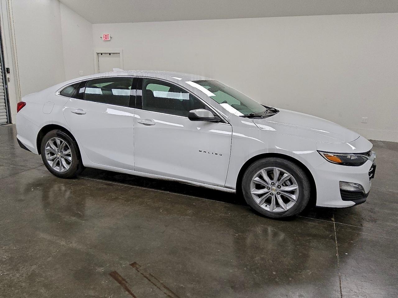 2024 CHEVROLET MALIBU LT photo 10