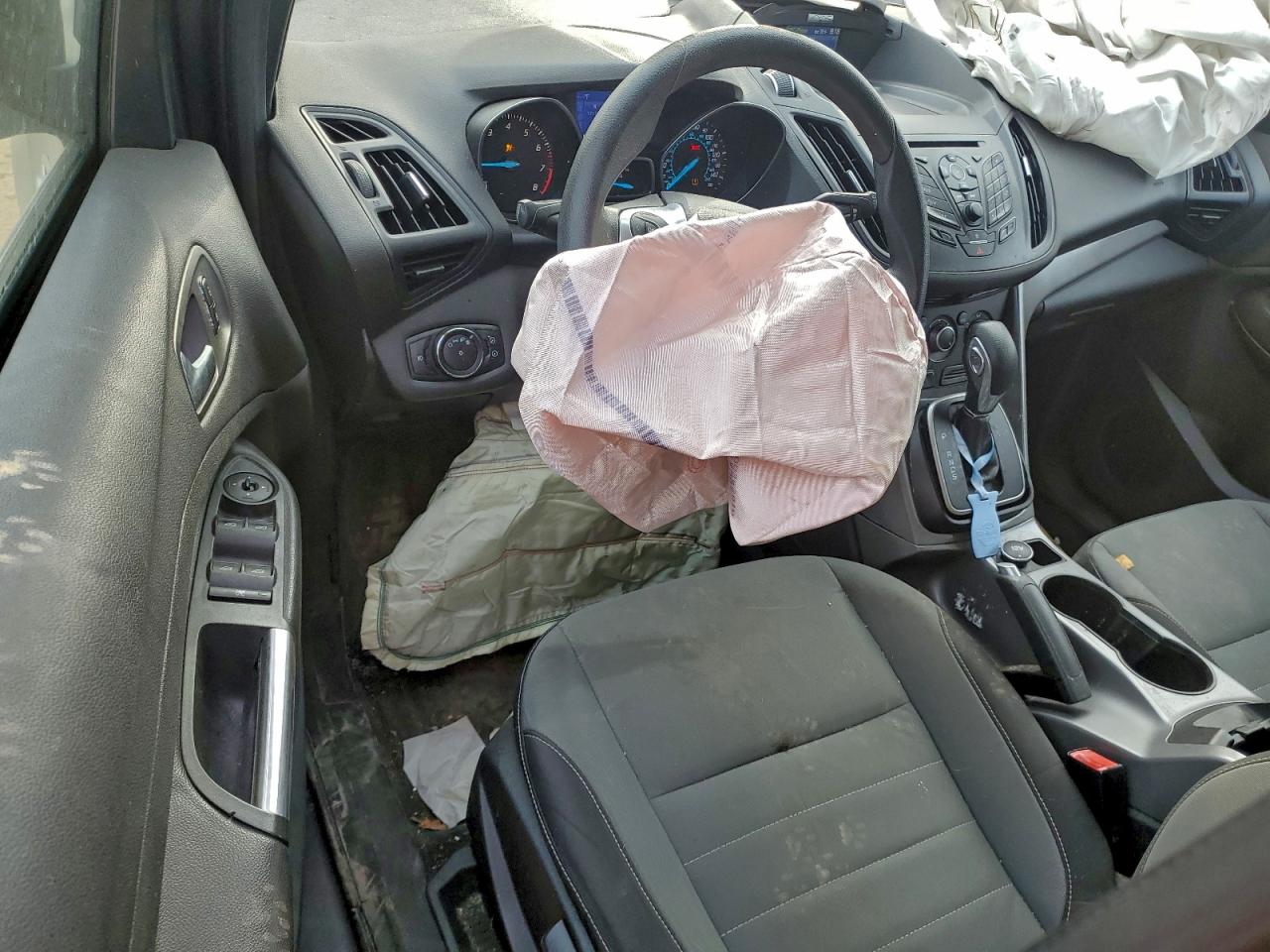 2013 FORD ESCAPE SE photo 22