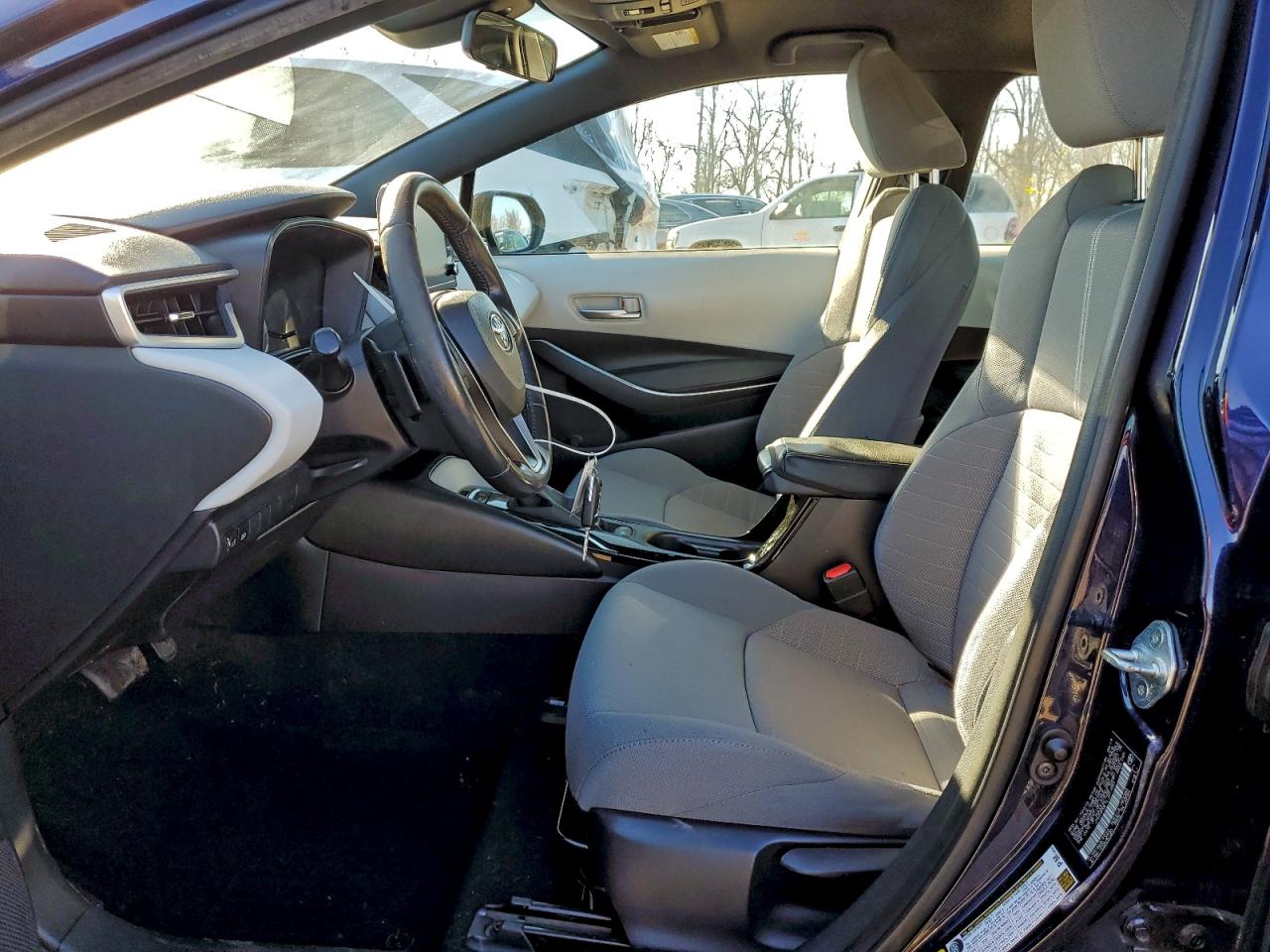 2020 TOYOTA COROLLA SE photo 7