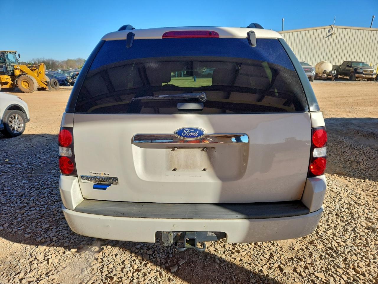 2010 FORD EXPLORER XLT photo 6