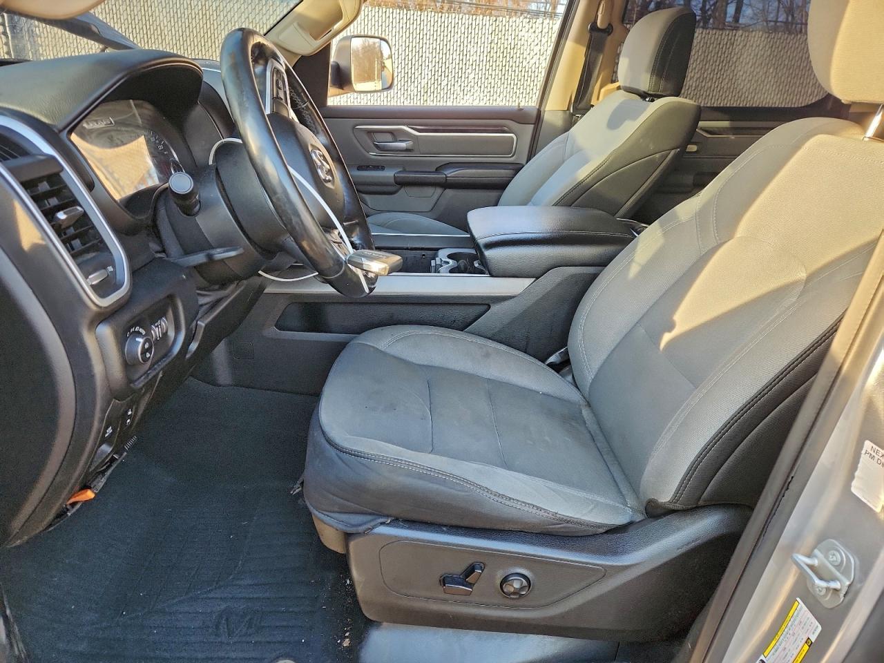 2019 RAM 1500 BIG HORN/LONE STAR photo 7