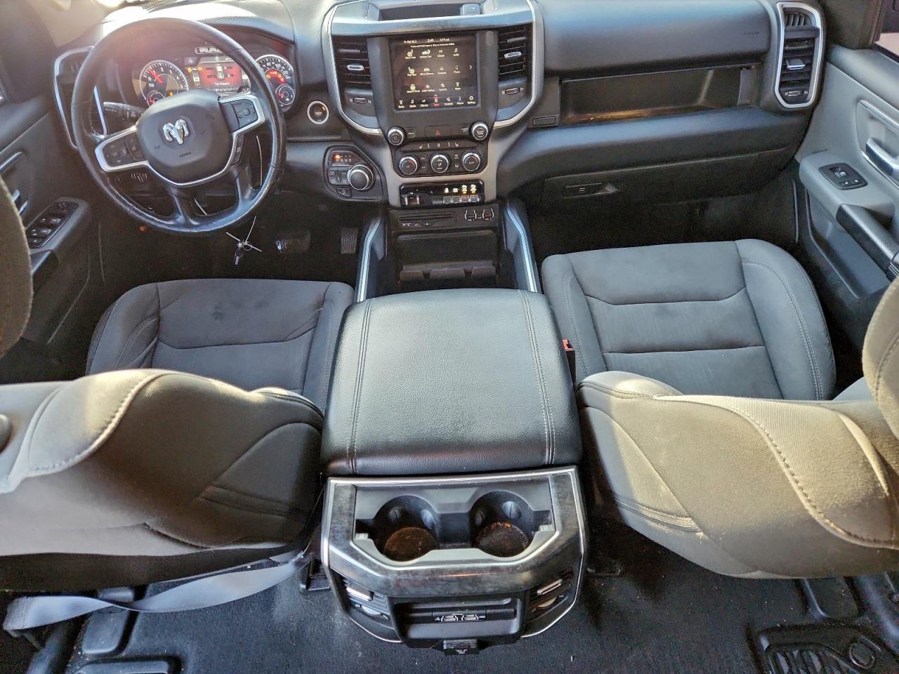 2019 RAM 1500 BIG HORN/LONE STAR photo 8