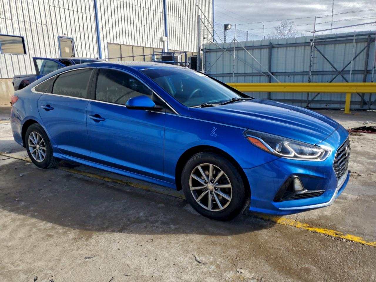 2018 HYUNDAI SONATA SE photo 4