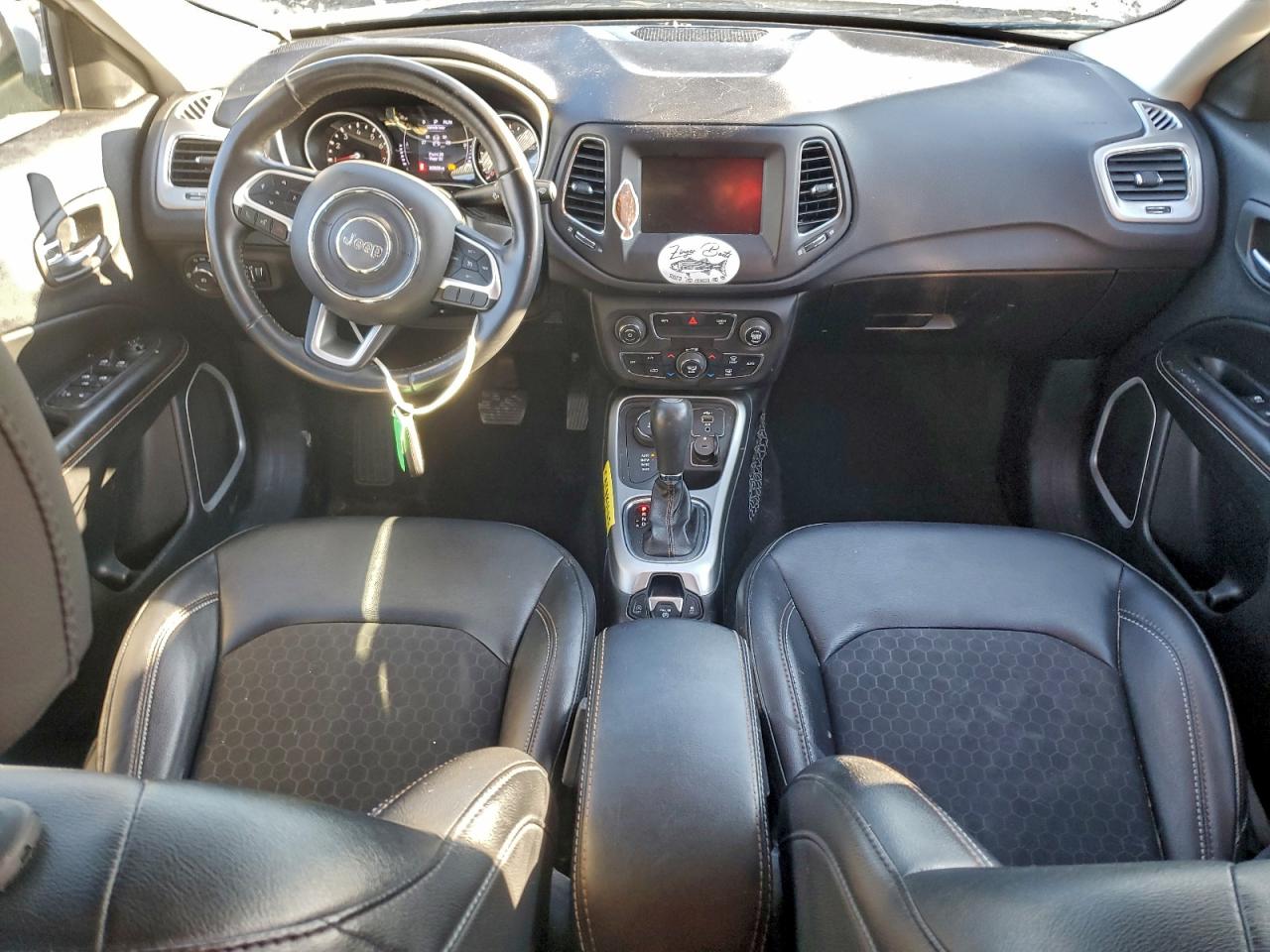 2019 JEEP COMPASS LATITUDE photo 8