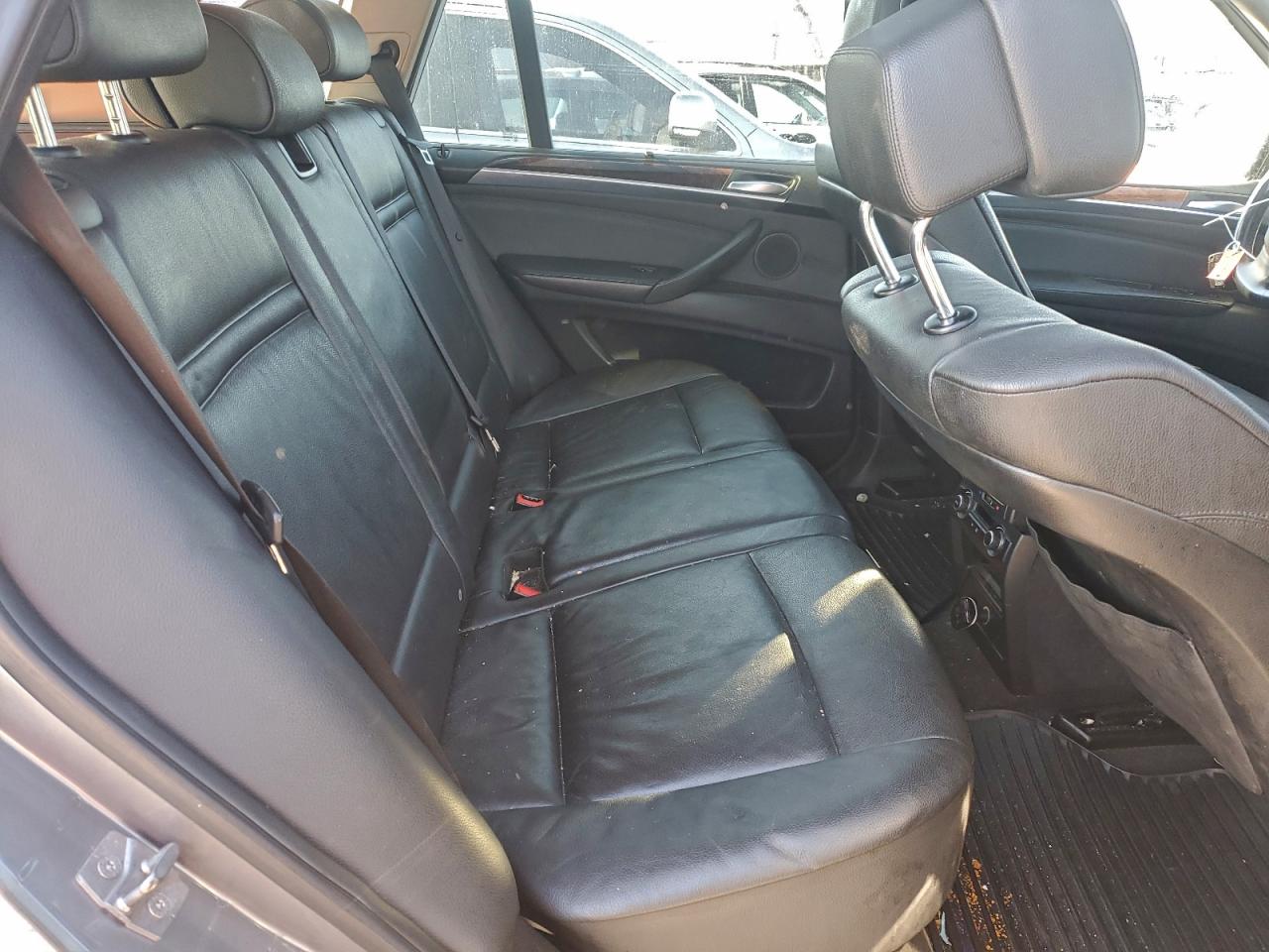 2011 BMW X5 XDRIVE35I photo 31