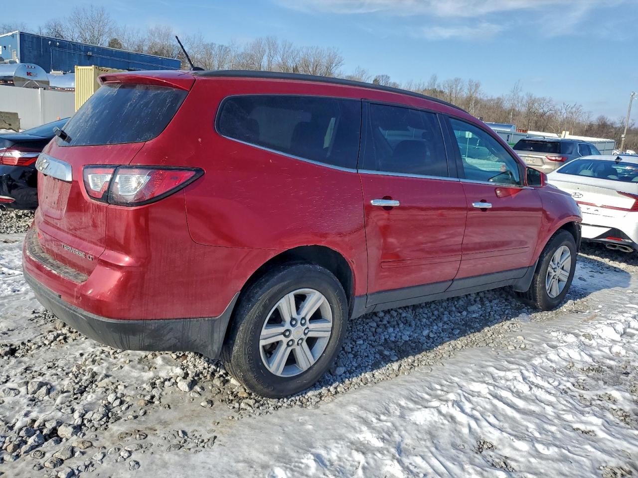 2014 CHEVROLET TRAVERSE LT photo 3