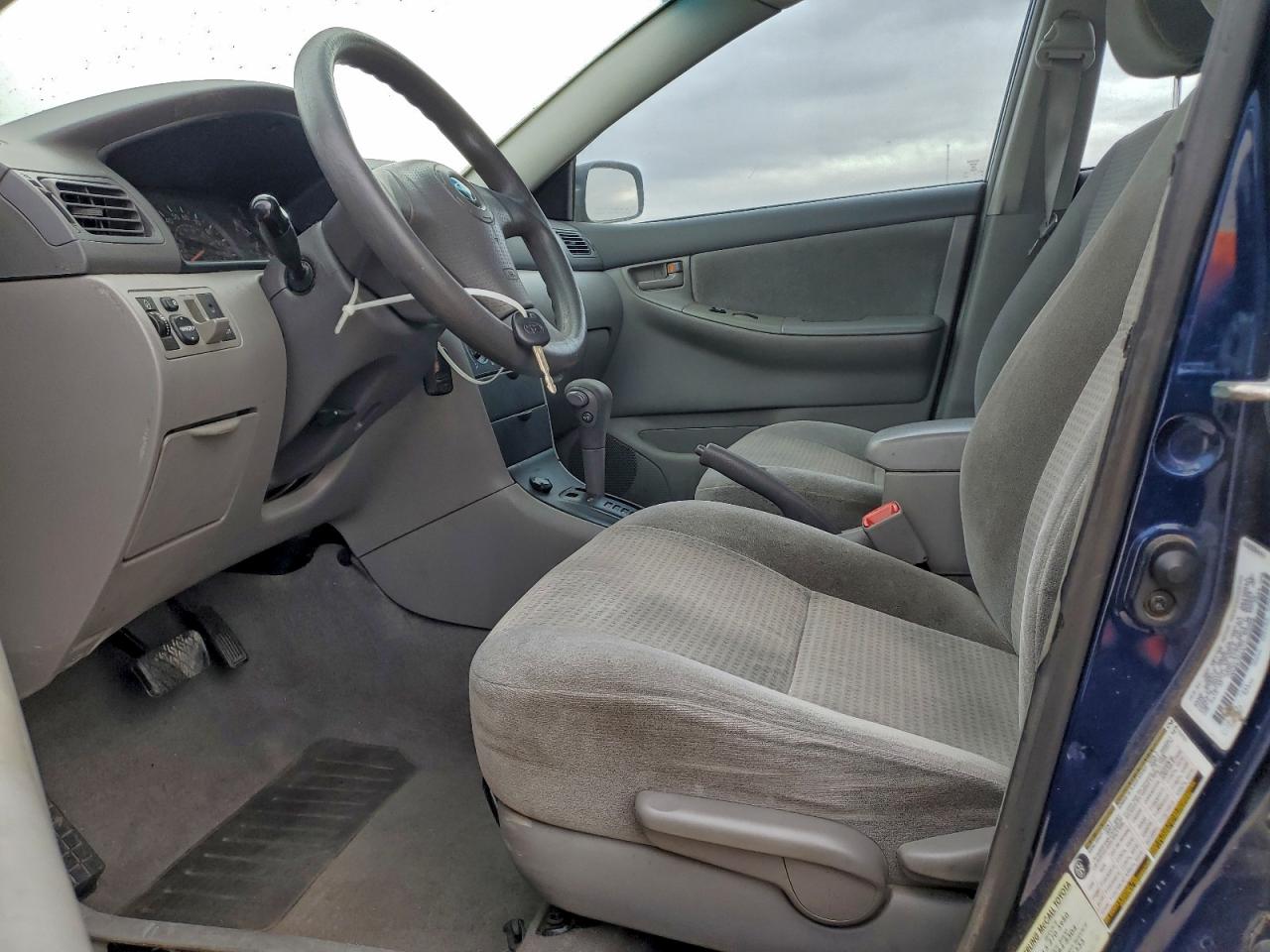 2007 TOYOTA COROLLA CE photo 7