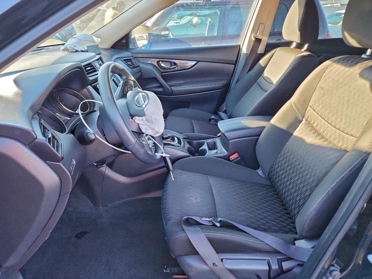 2019 NISSAN ROGUE S photo 13