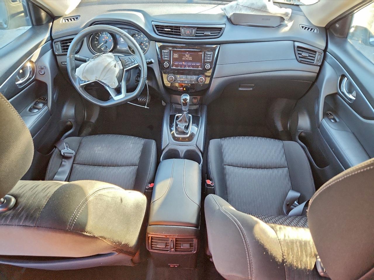 2019 NISSAN ROGUE S photo 15