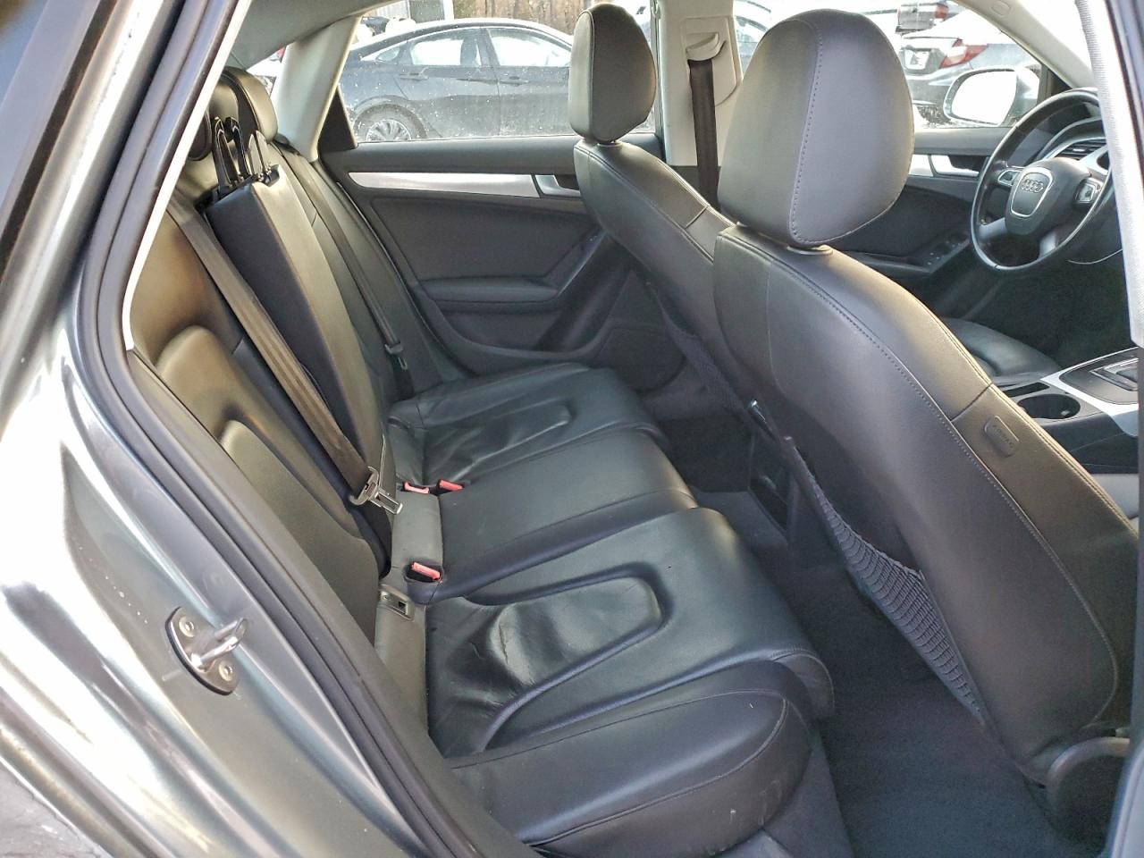 2010 AUDI A4 PREMIUM photo 10