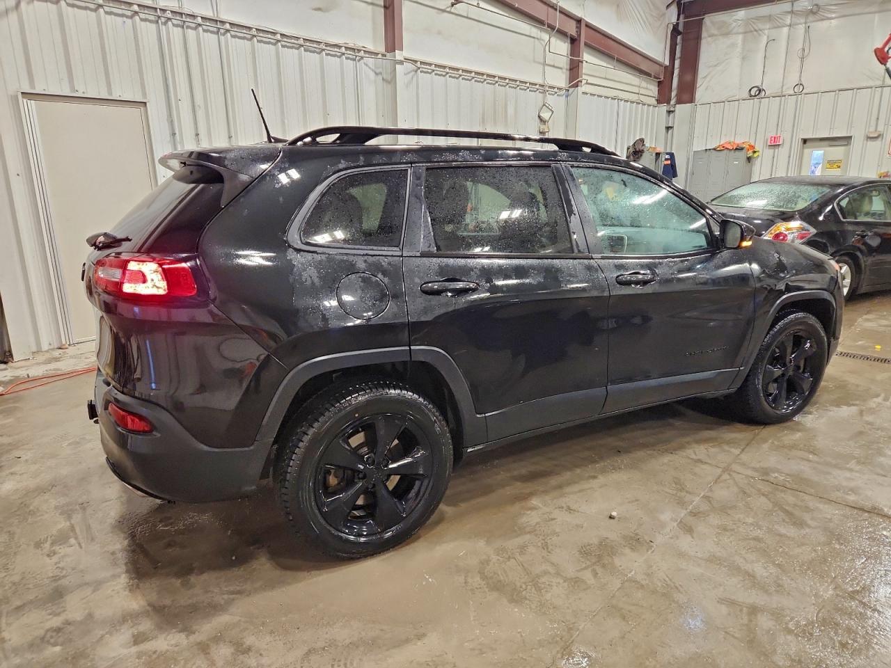 2016 JEEP CHEROKEE LIMITED photo 3
