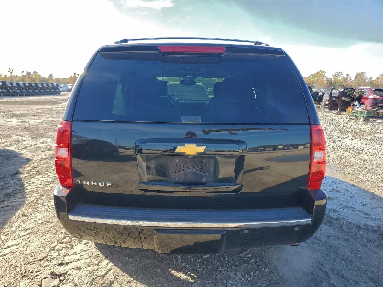 2013 CHEVROLET TAHOE C1500 LTZ photo 6