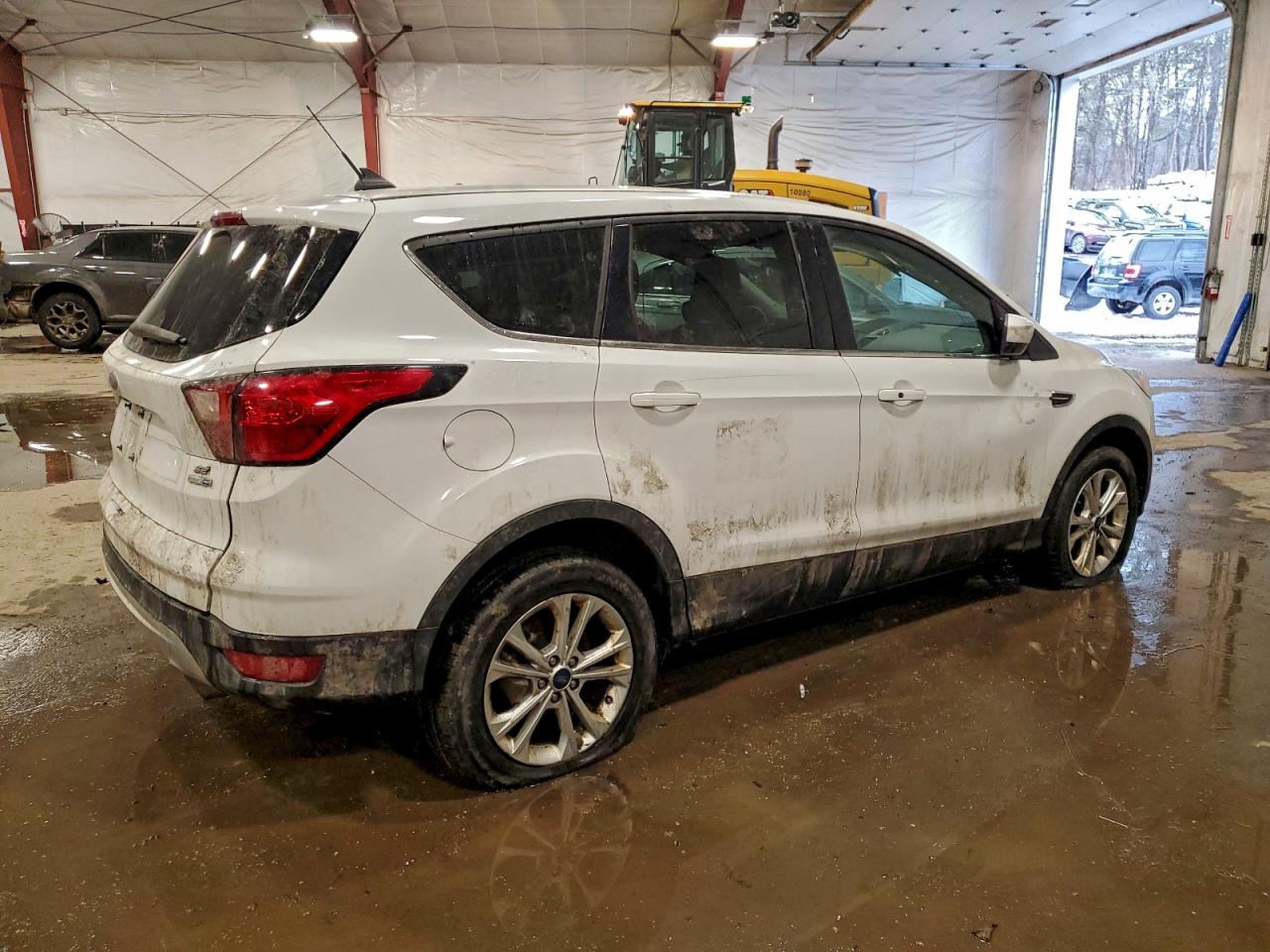 2019 FORD ESCAPE SE photo 3