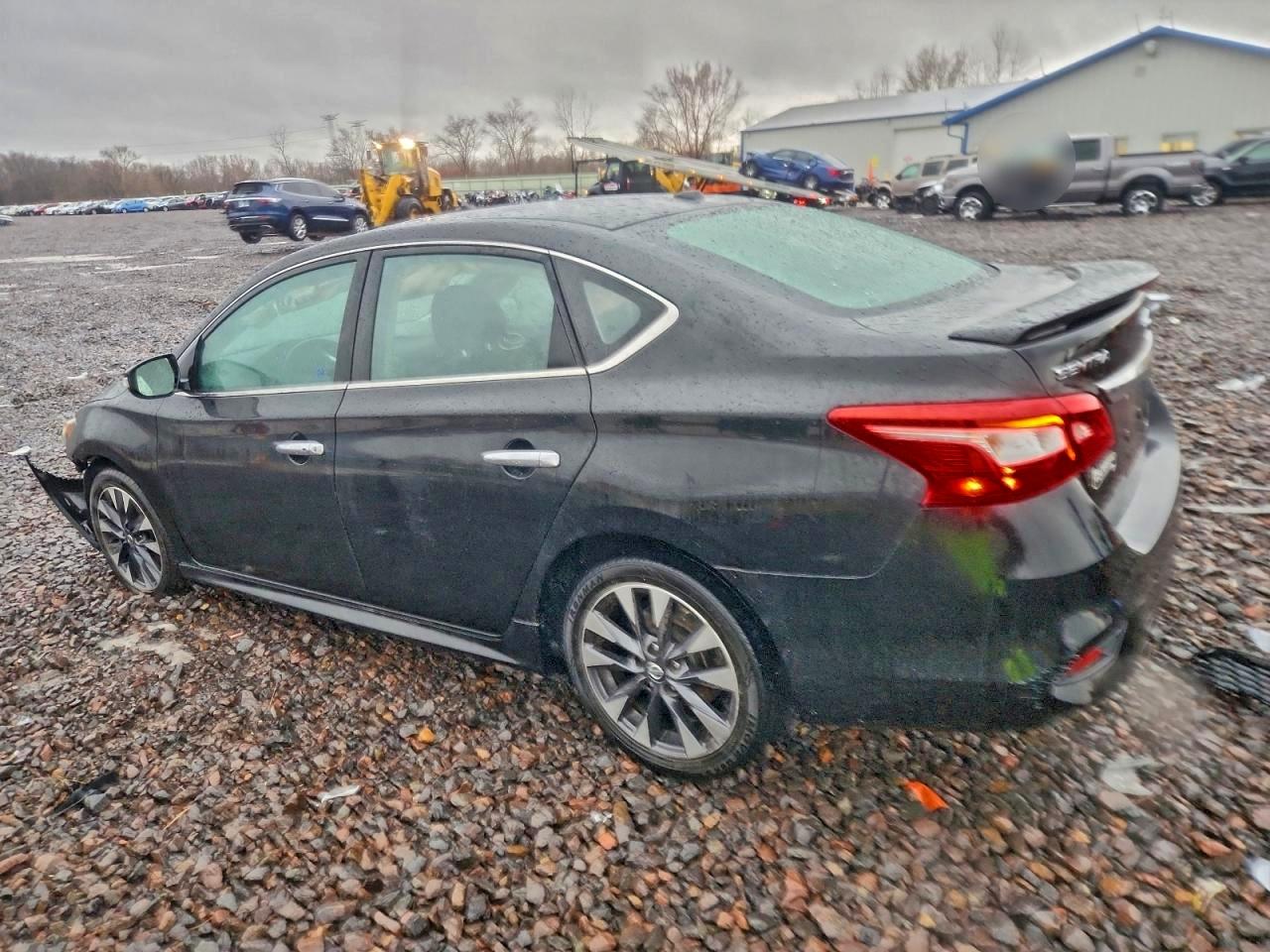 2017 NISSAN SENTRA SR TURBO photo 2