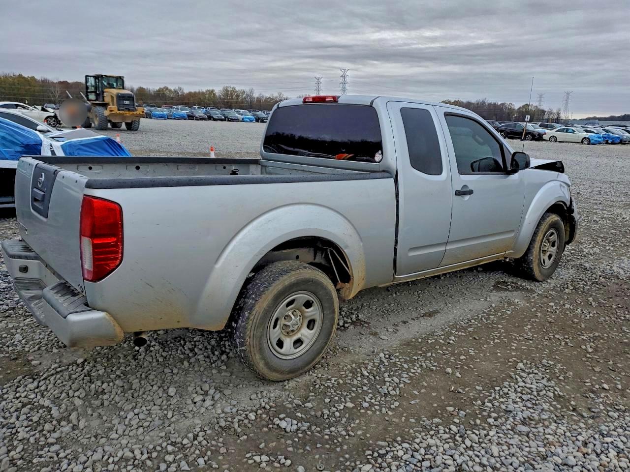 2018 NISSAN FRONTIER S photo 3