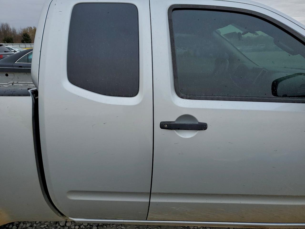 2018 NISSAN FRONTIER S photo 10