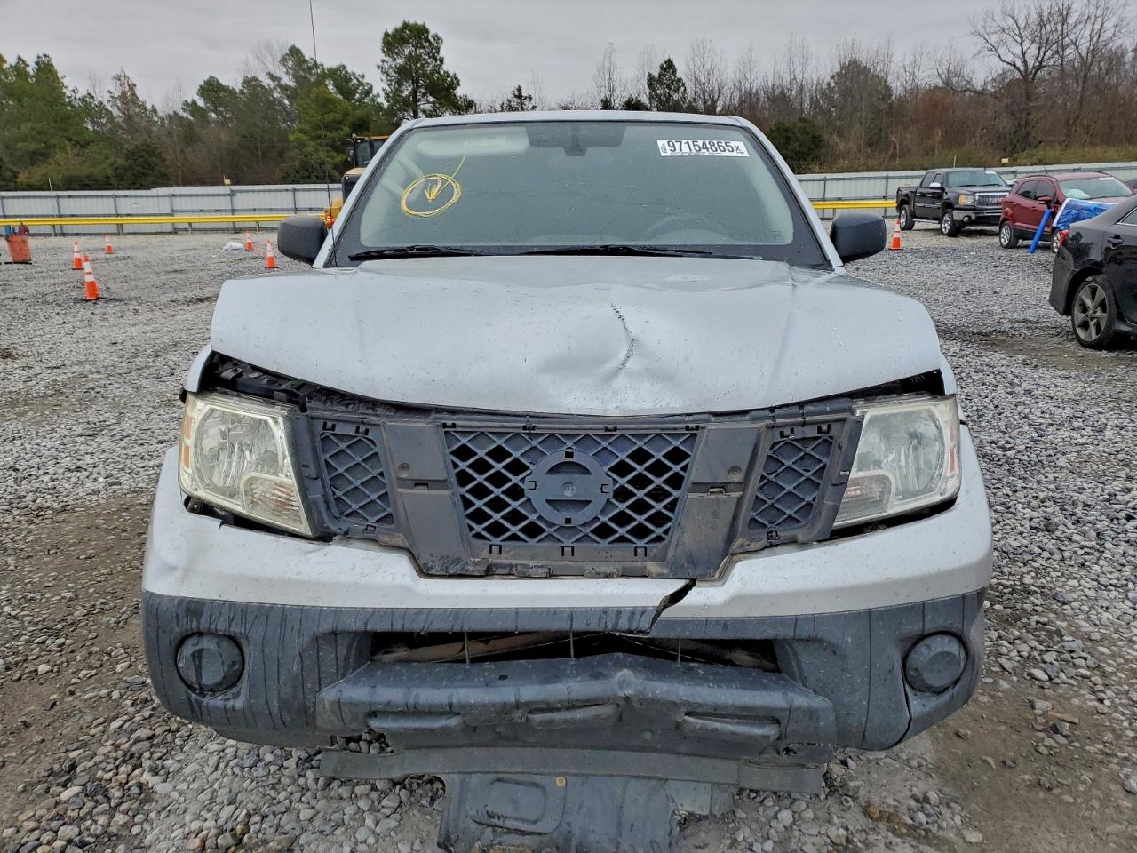 2018 NISSAN FRONTIER S photo 5