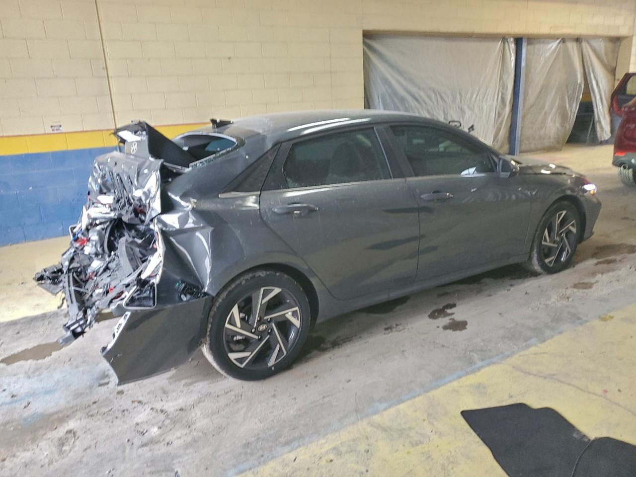2025 HYUNDAI ELANTRA LIMITED photo 3