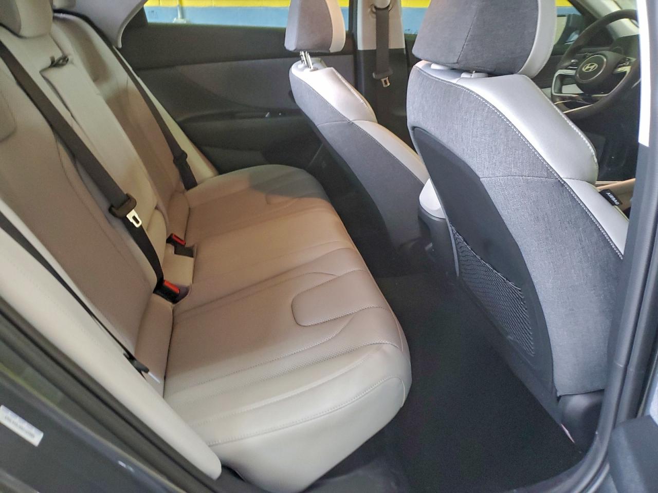 2025 HYUNDAI ELANTRA LIMITED photo 10