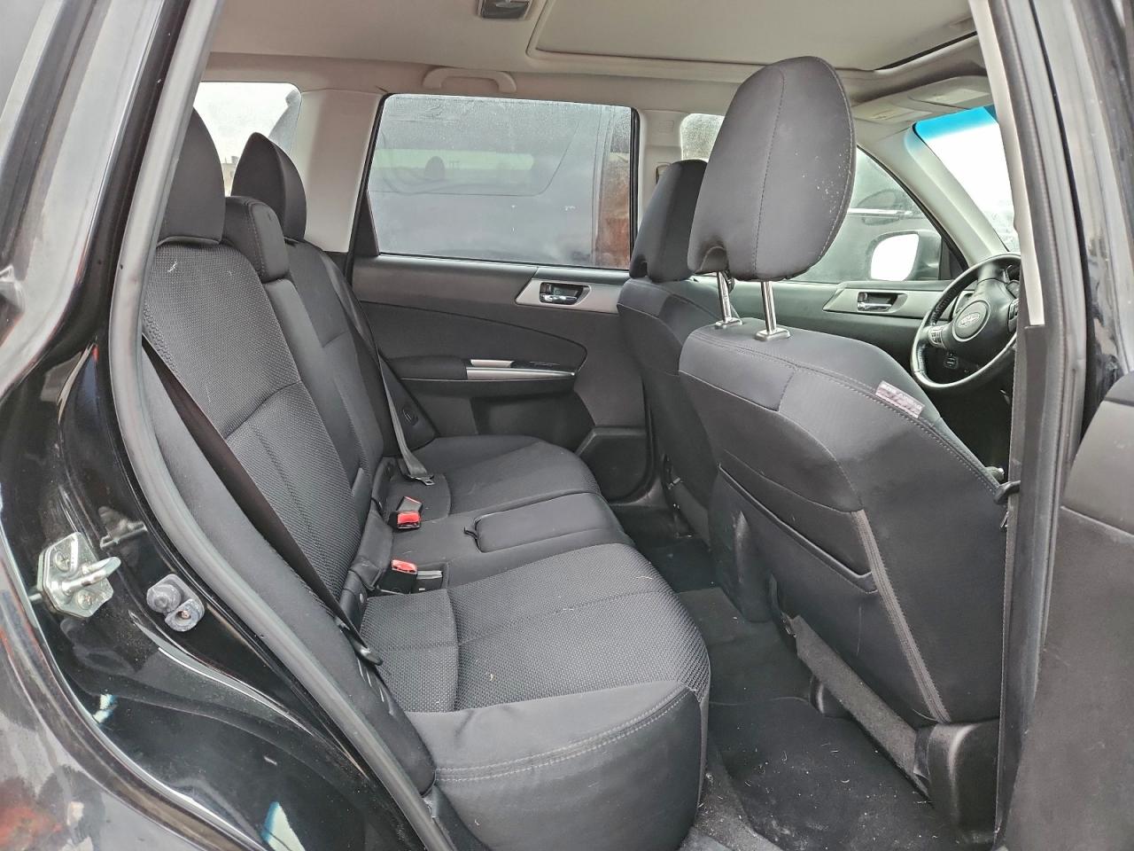 2011 SUBARU FORESTER 2.5X PREMIUM photo 11