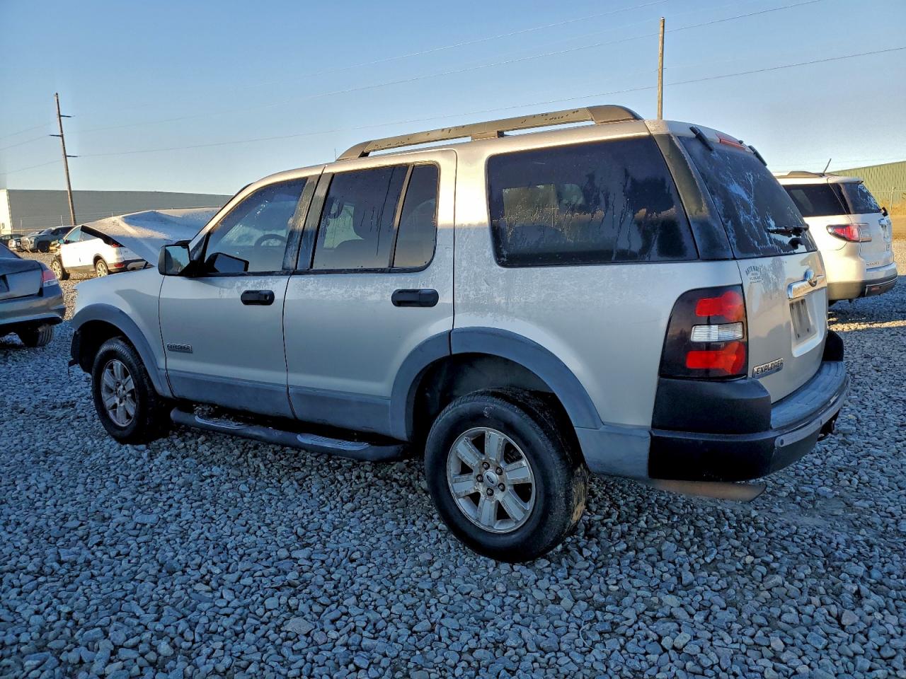 2006 FORD EXPLORER XLT photo 2