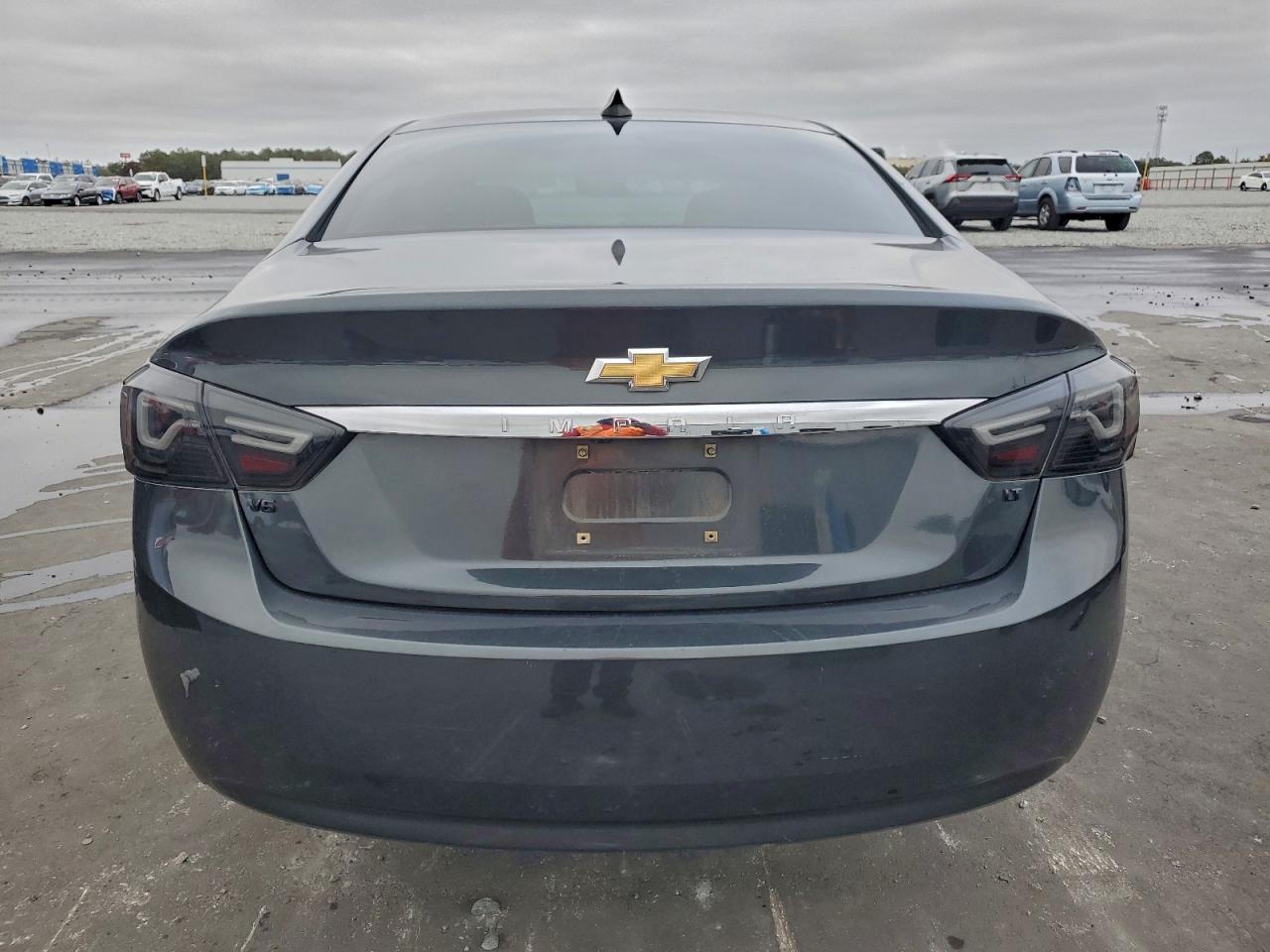 2018 CHEVROLET IMPALA LT photo 6