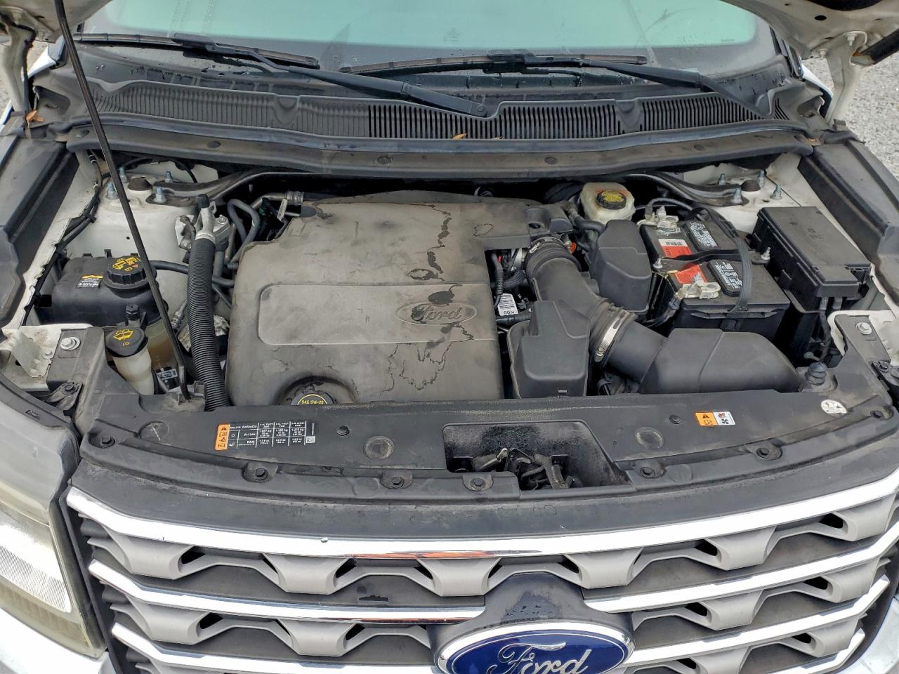 2017 FORD EXPLORER XLT photo 12