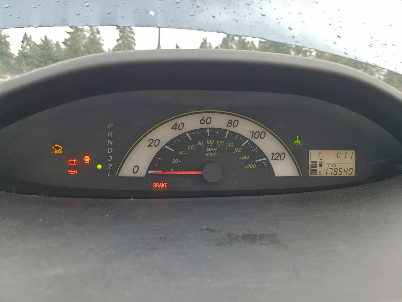 2007 TOYOTA YARIS photo 9