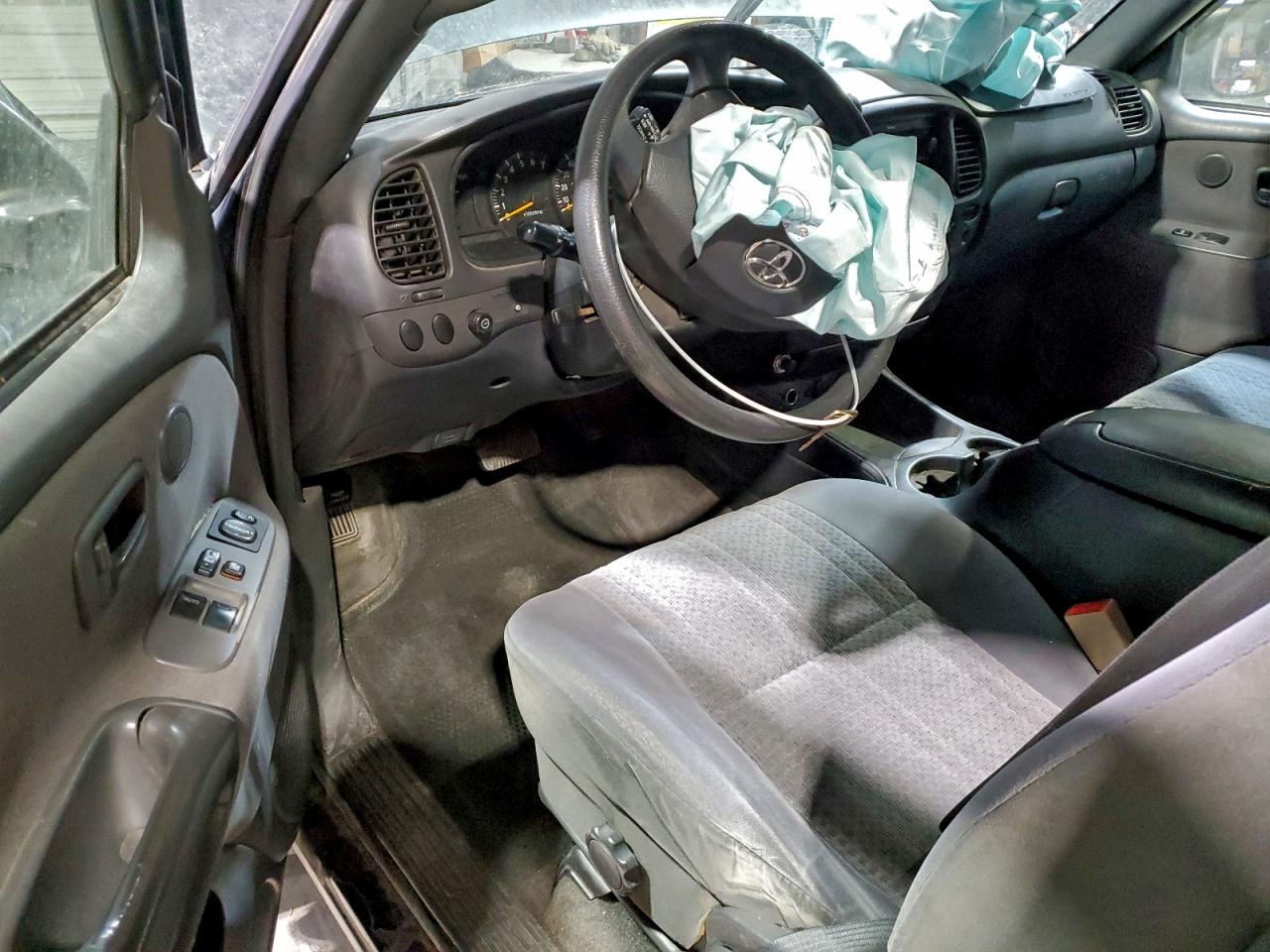 2004 TOYOTA TUNDRA ACCESS CAB SR5 photo 8