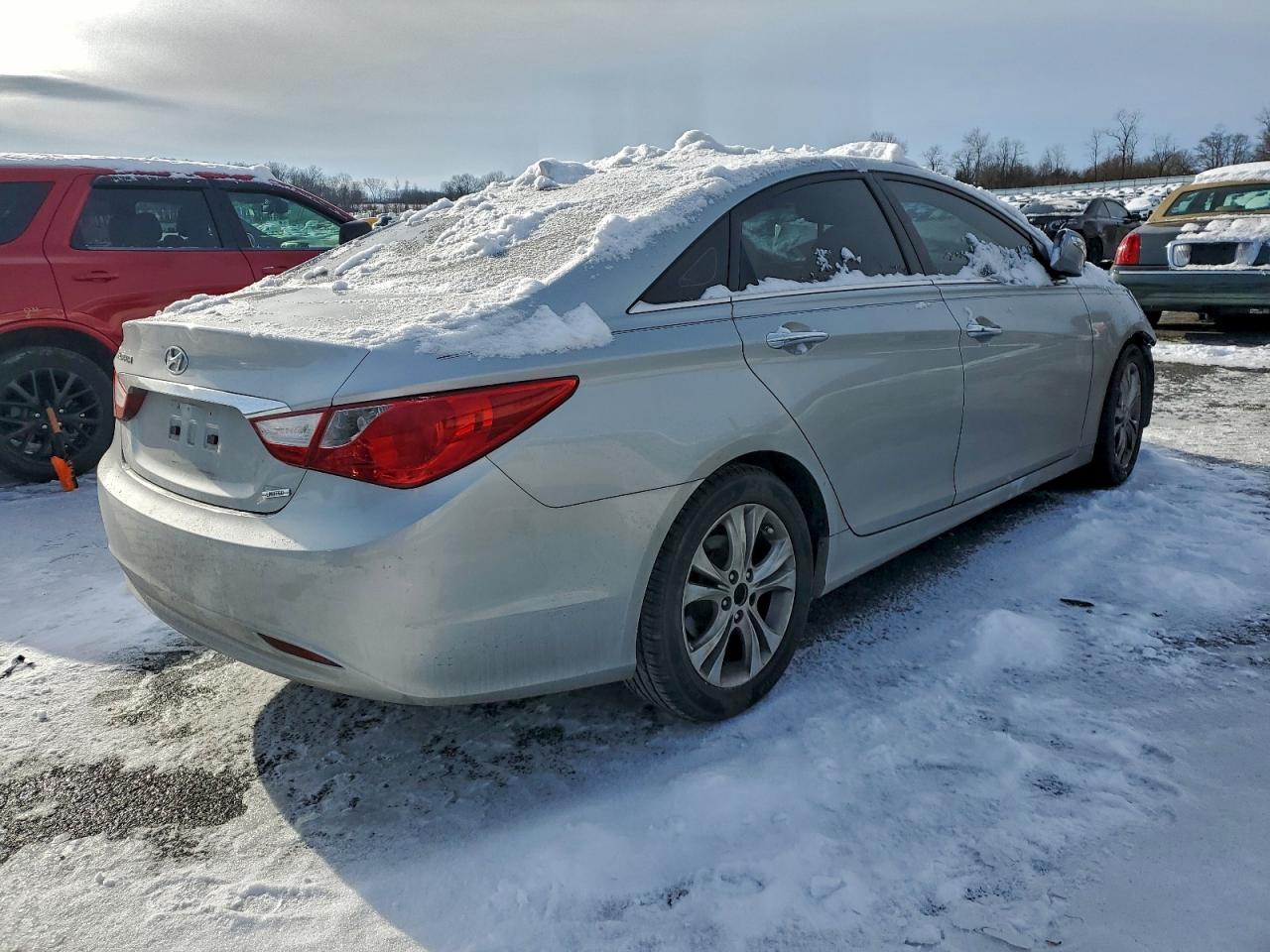2011 HYUNDAI SONATA SE photo 3