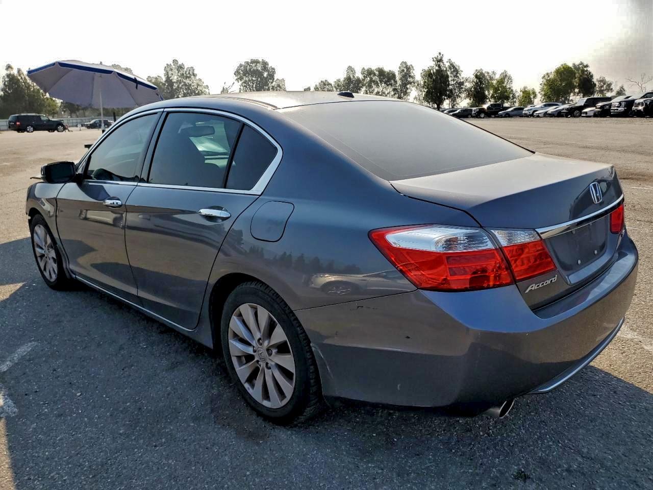 2013 HONDA ACCORD EXL photo 2
