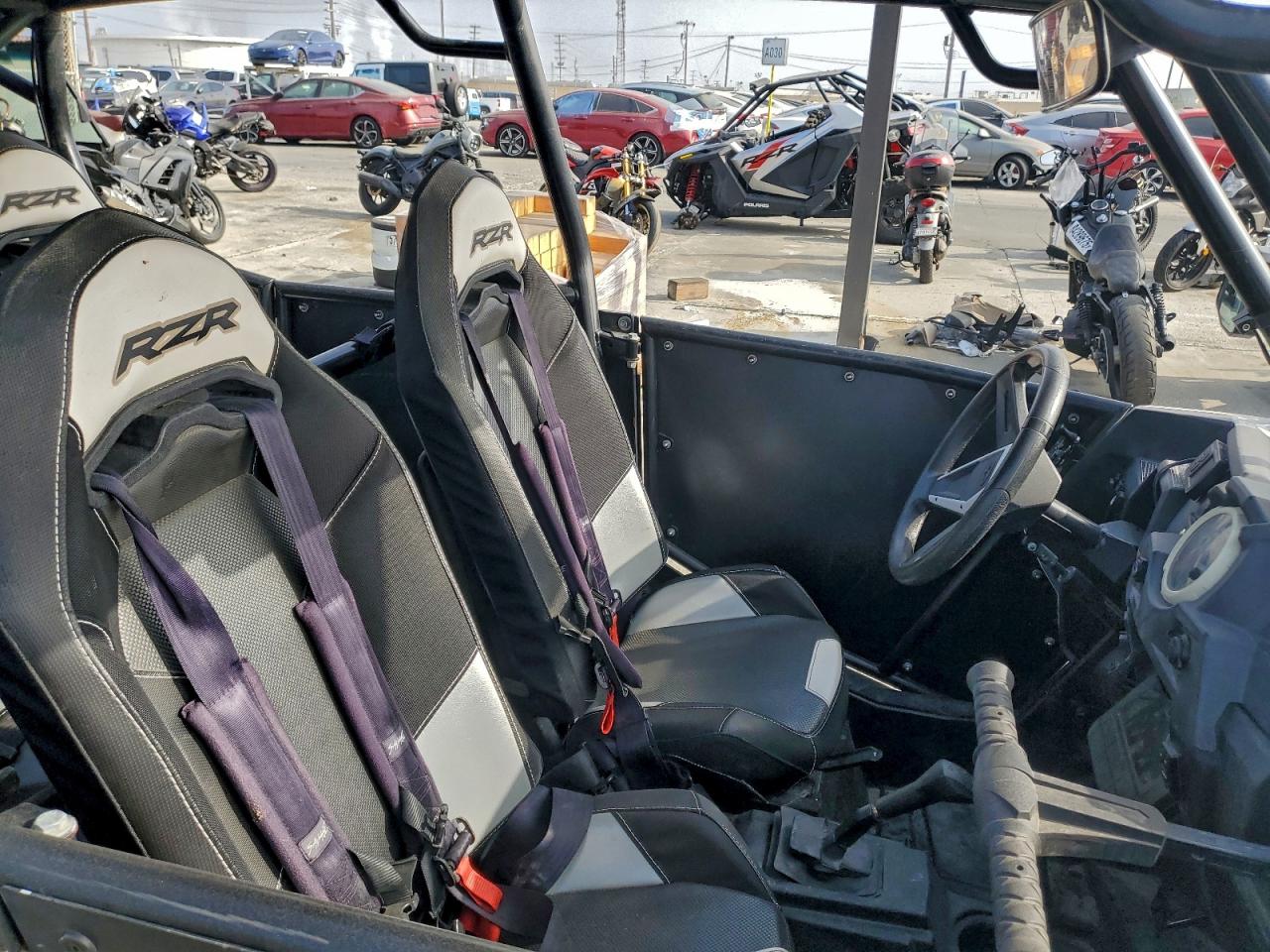 2017 POLARIS RZR UTILITY VEHICLE photo 5