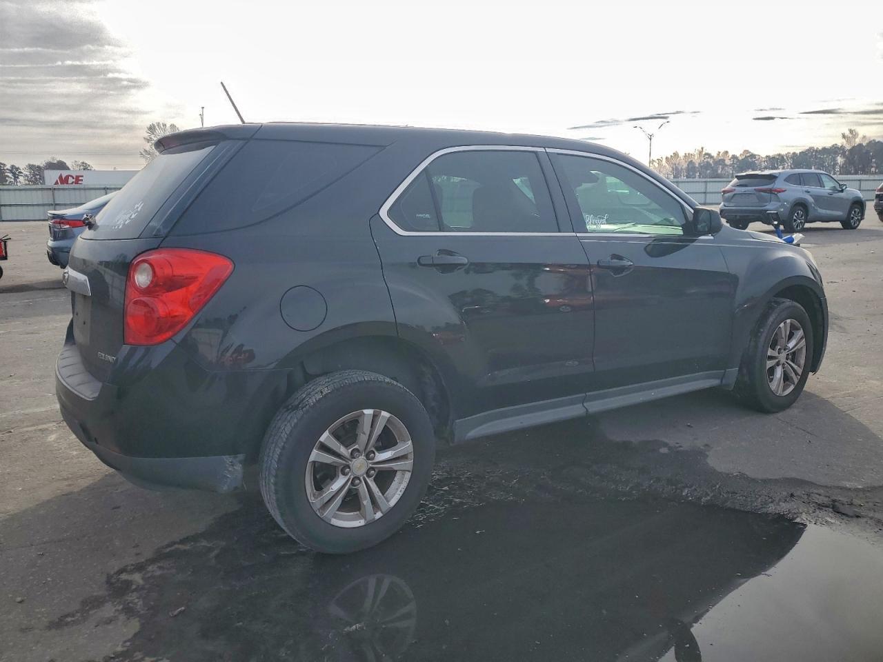 2015 CHEVROLET EQUINOX LS photo 3