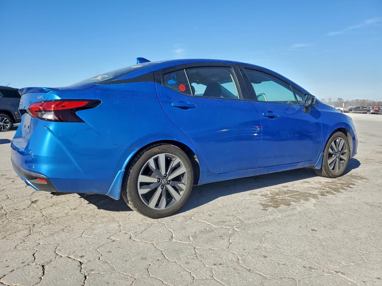 2020 NISSAN VERSA SR photo 3