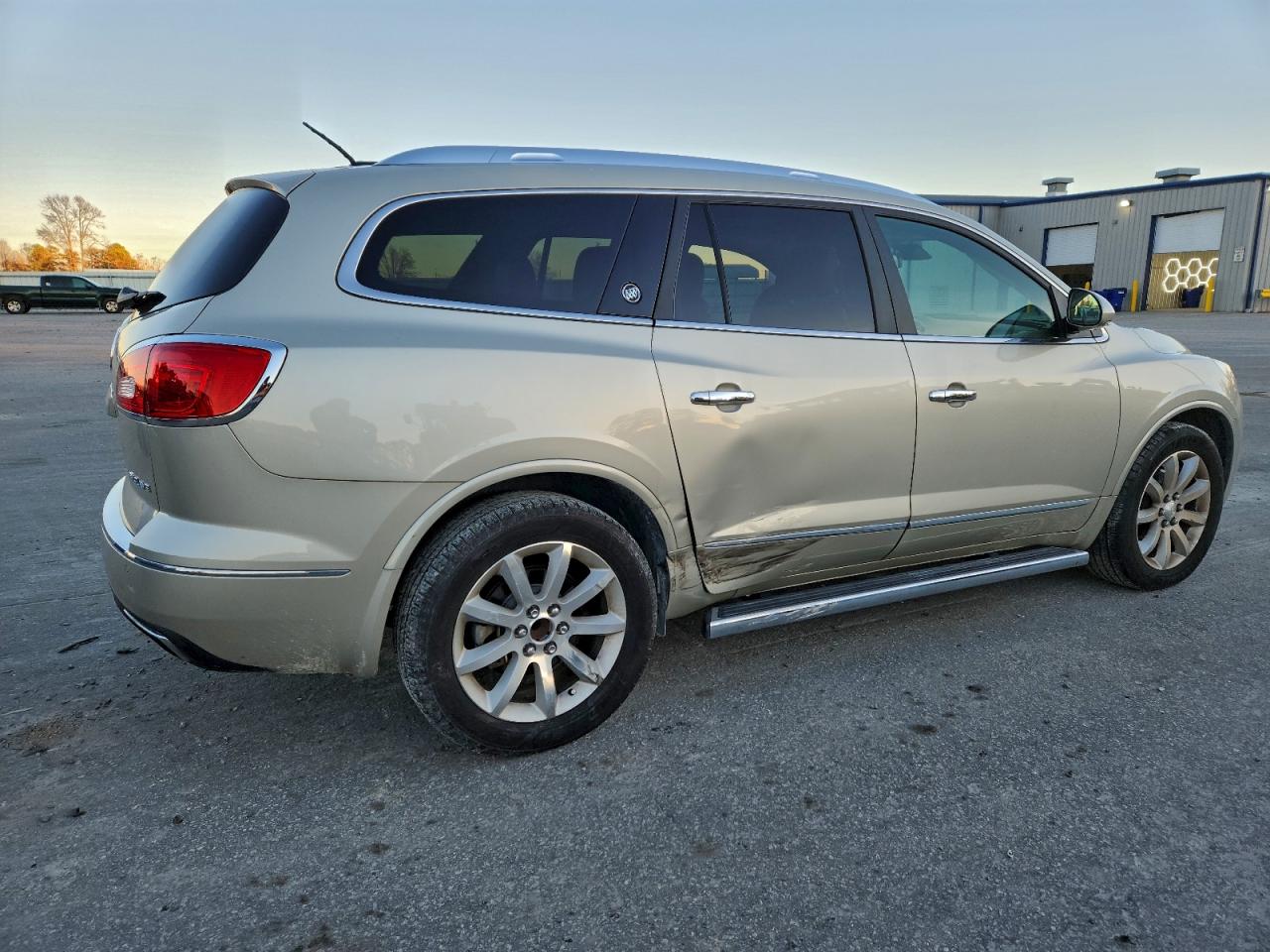 2016 BUICK ENCLAVE photo 3
