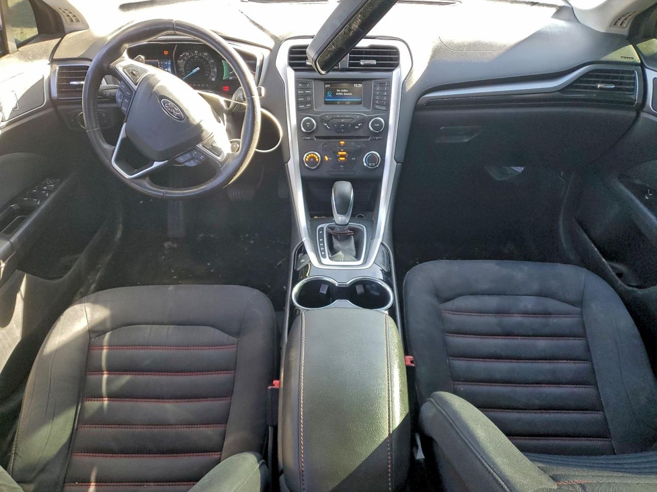 2016 FORD FUSION SE photo 8
