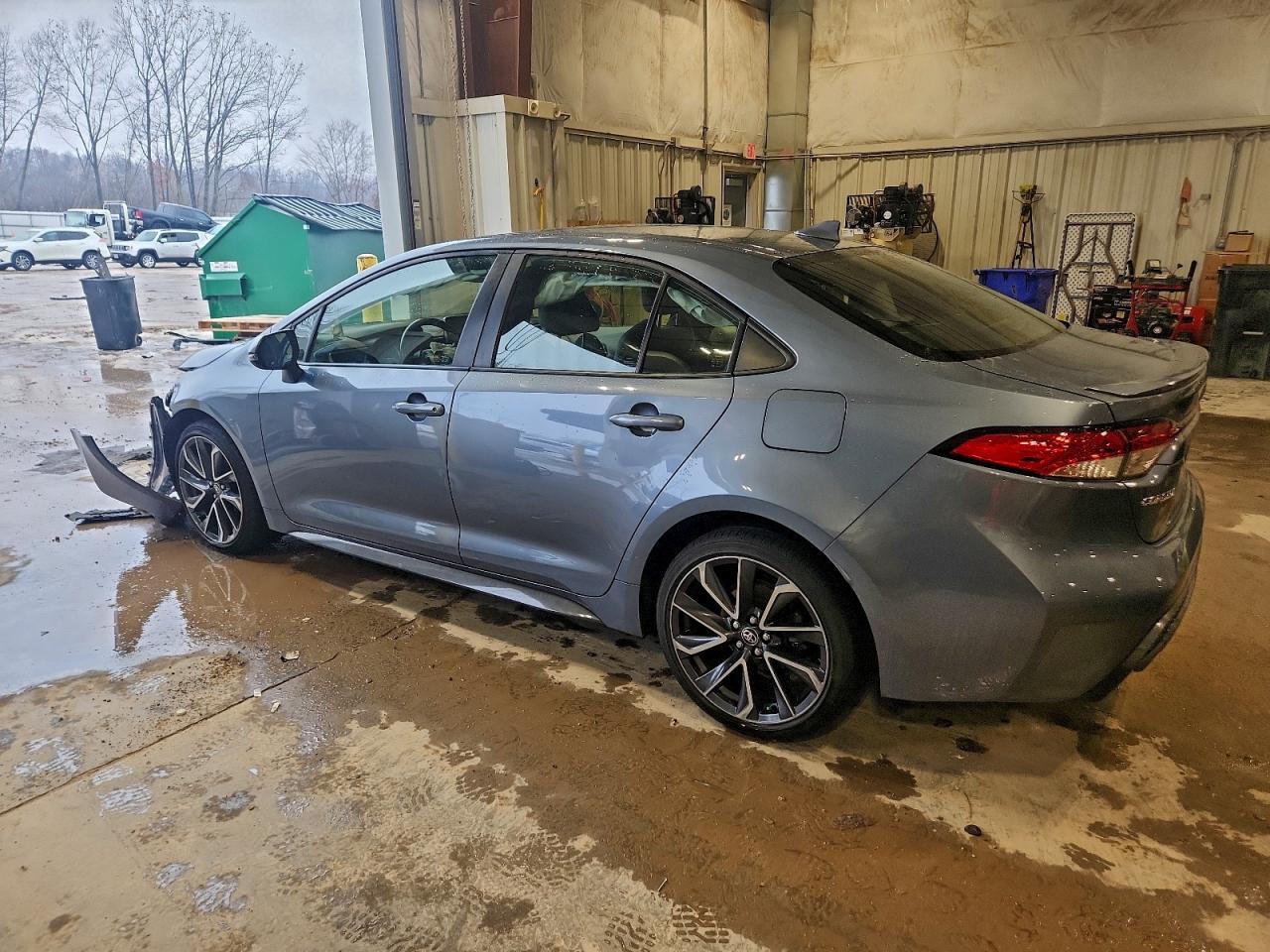 2020 TOYOTA COROLLA SE photo 2
