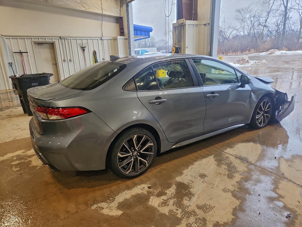 2020 TOYOTA COROLLA SE photo 3