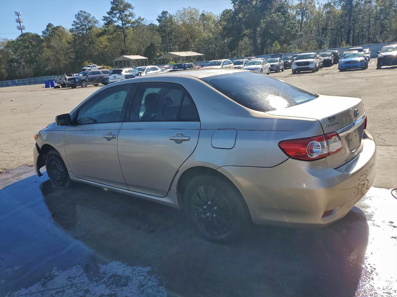 2011 TOYOTA COROLLA BASE photo 2