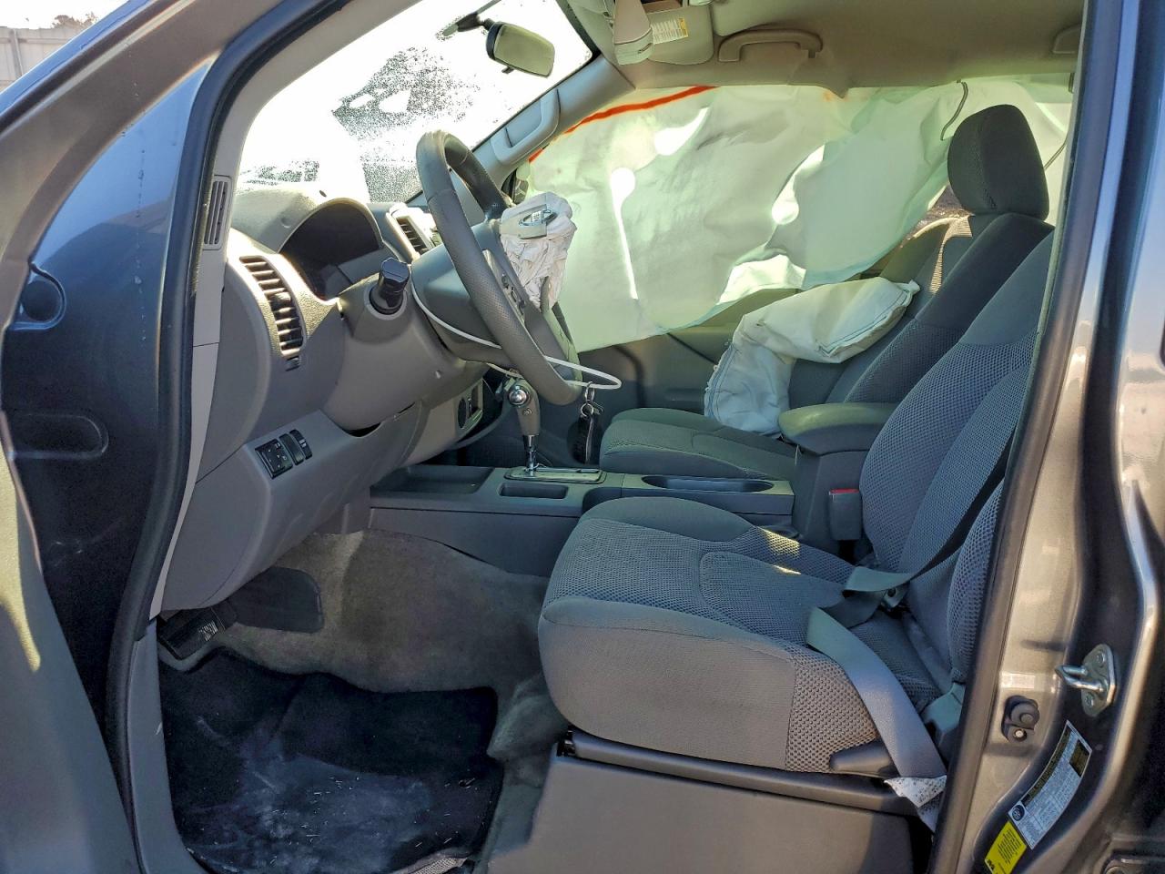 2017 NISSAN FRONTIER S photo 7