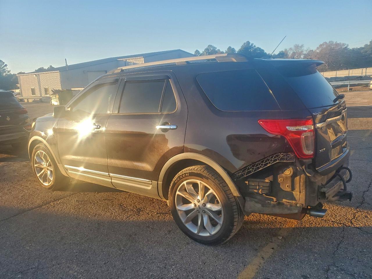 2013 FORD EXPLORER XLT photo 2
