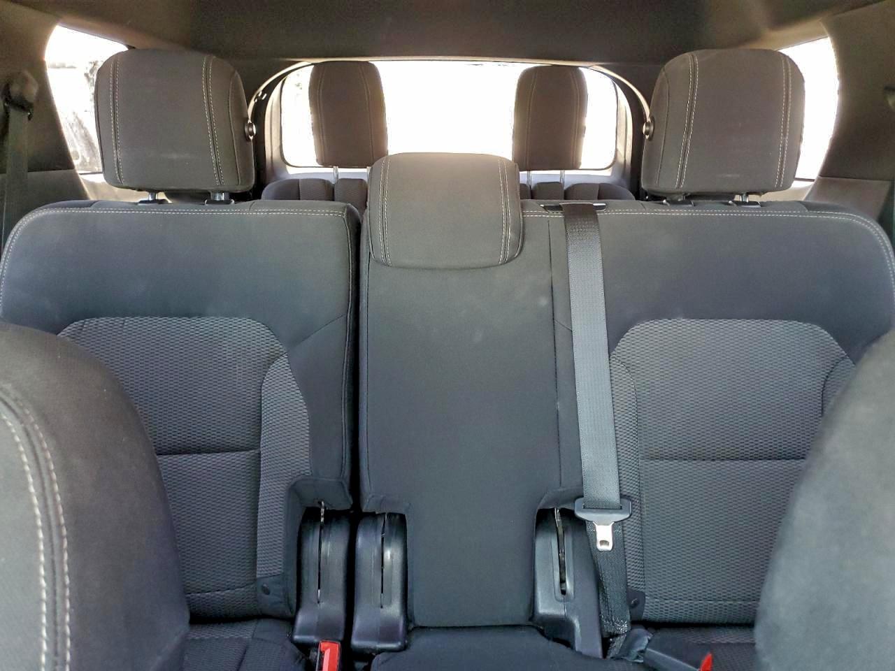 2016 FORD EXPLORER XLT photo 10
