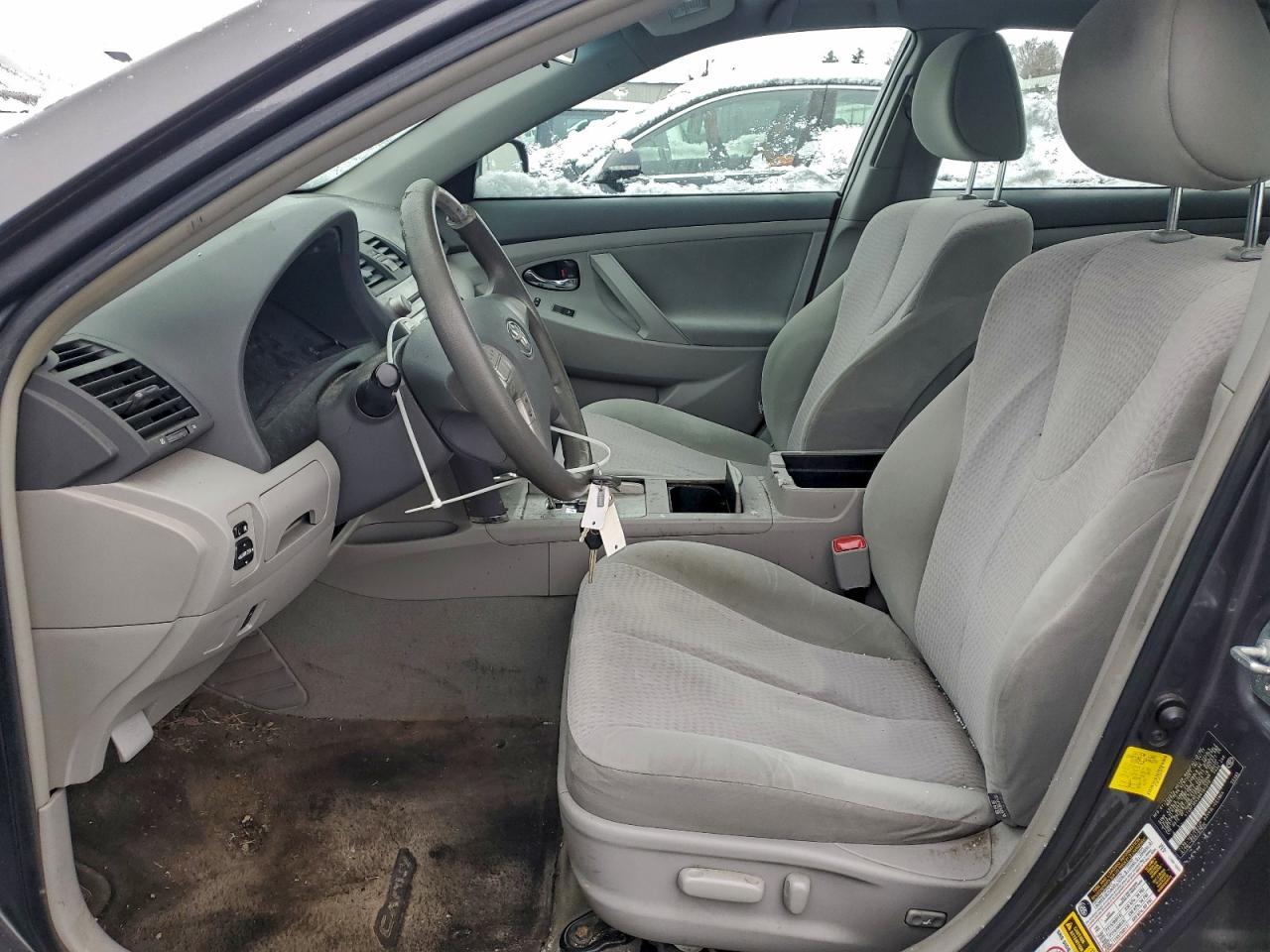 2011 TOYOTA CAMRY BASE photo 7