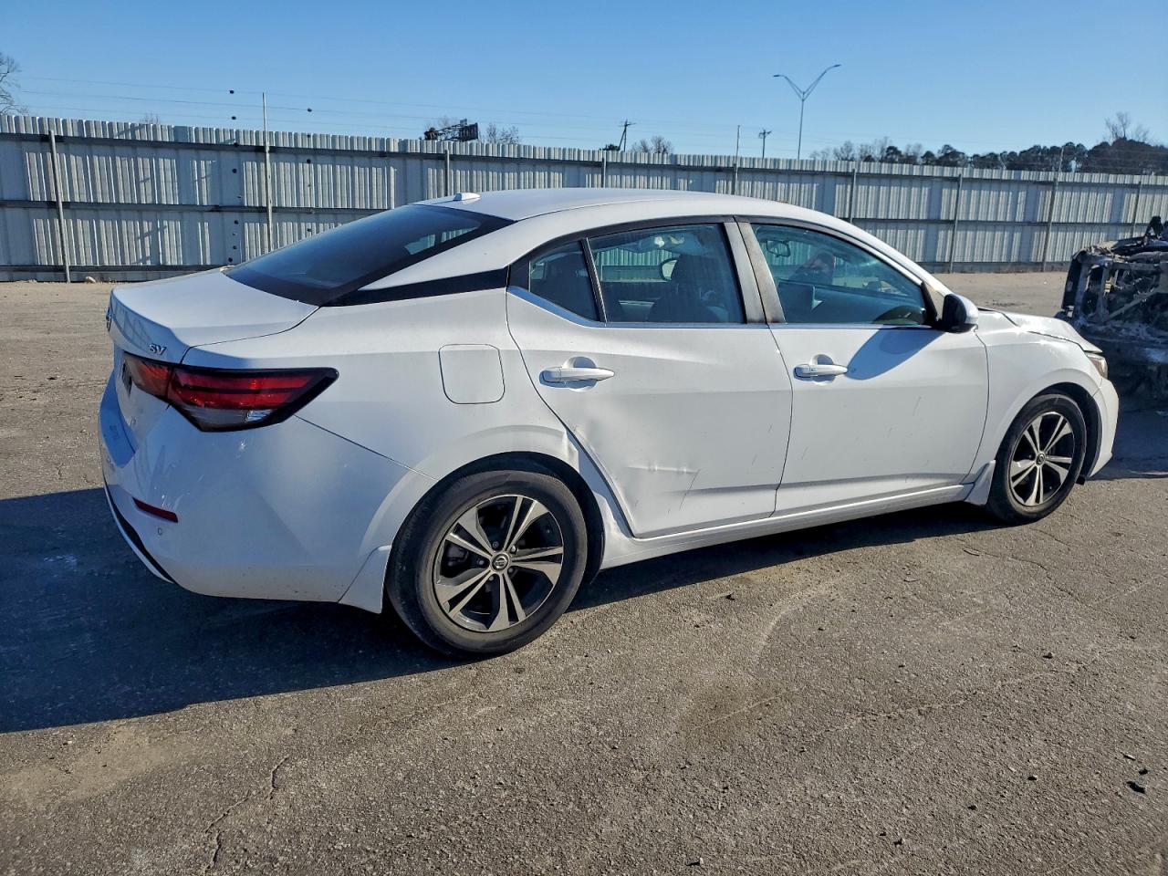 2022 NISSAN SENTRA SV photo 3
