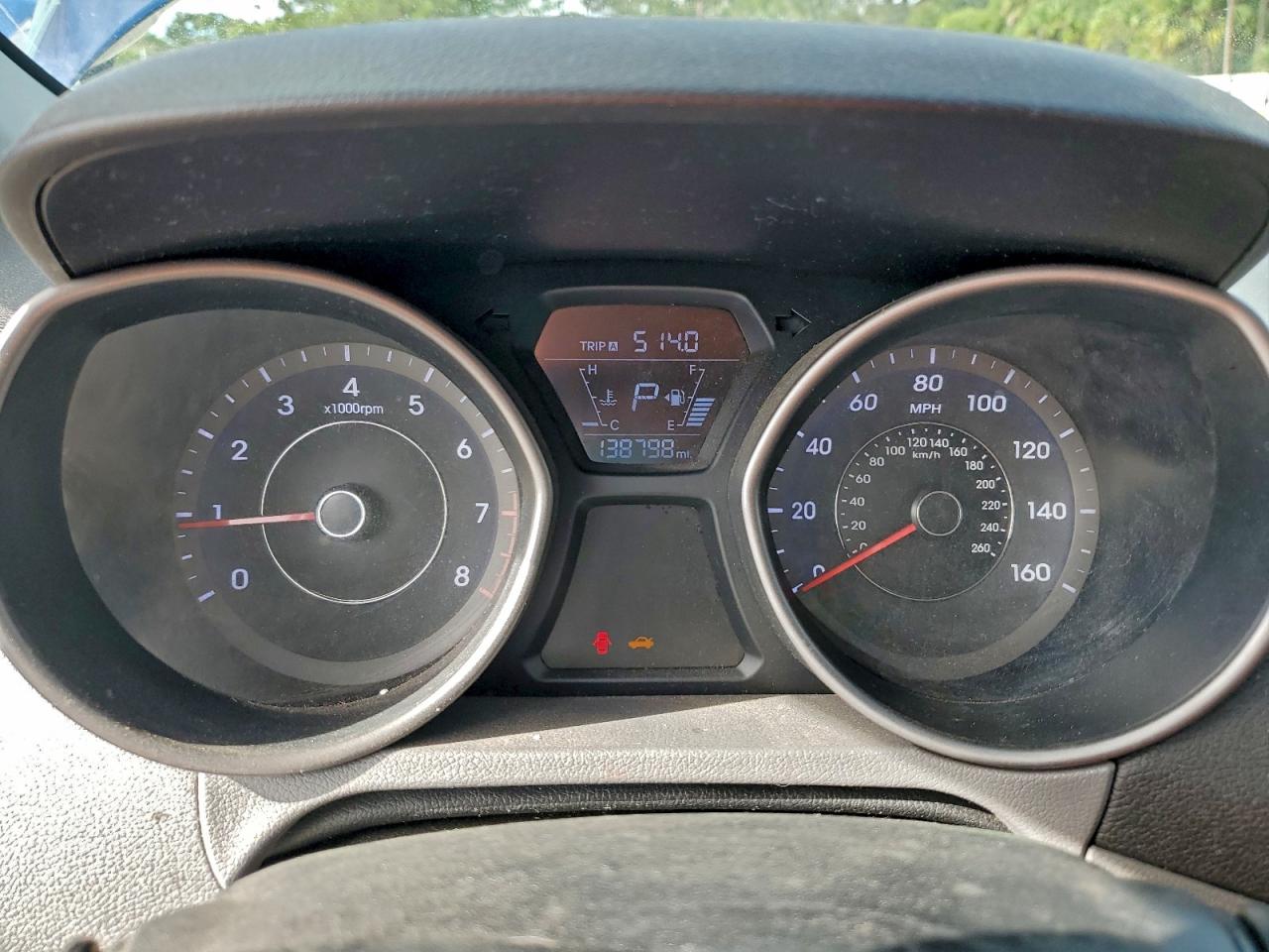2016 HYUNDAI ELANTRA SE photo 9