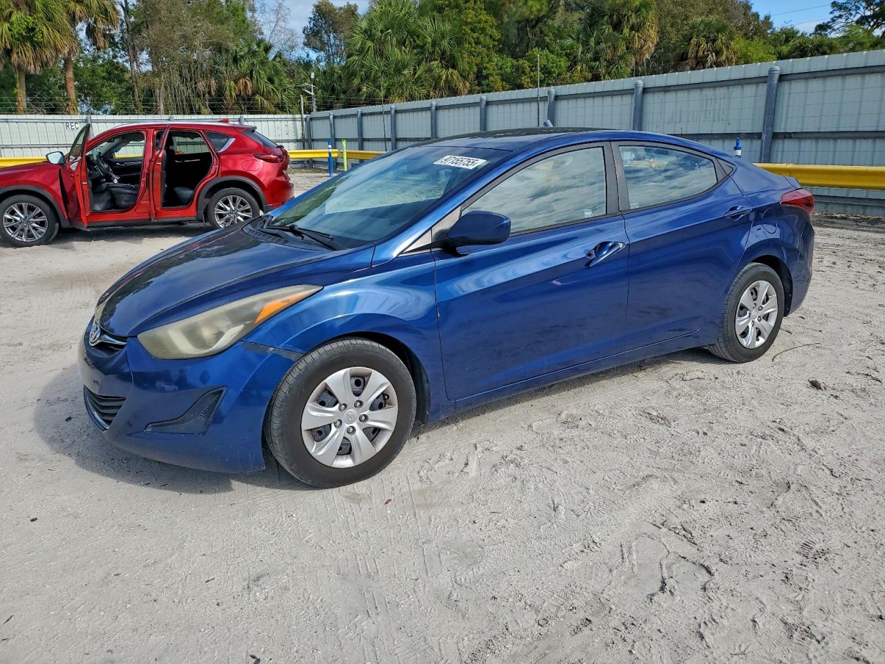 2016 HYUNDAI ELANTRA