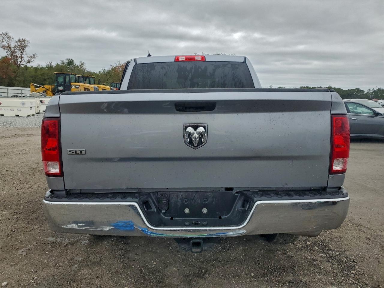 2023 RAM 1500 CLASSIC SLT photo 6