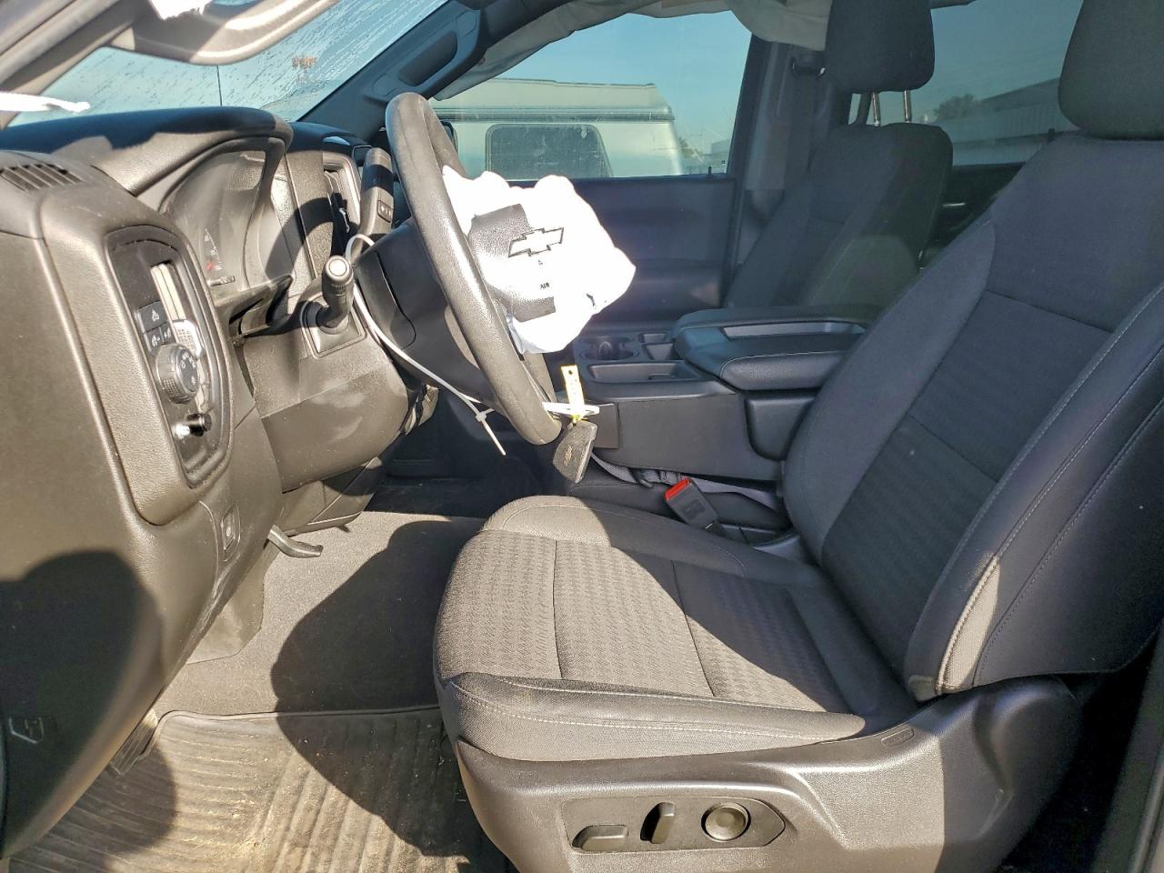 2024 CHEVROLET SILVERADO C1500 CUSTOM photo 7