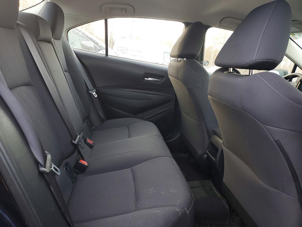 2020 TOYOTA COROLLA LE photo 10